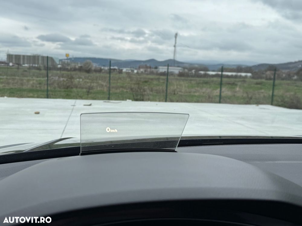 Volkswagen Tiguan 2.0 TDI SCR 4MOTION DSG Highline - 8