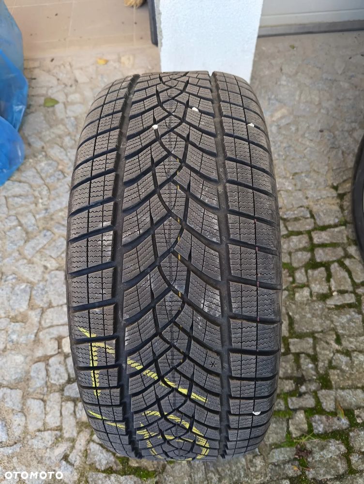 Opony zimowe Goodyear ultra grip perform plus SUV - 2