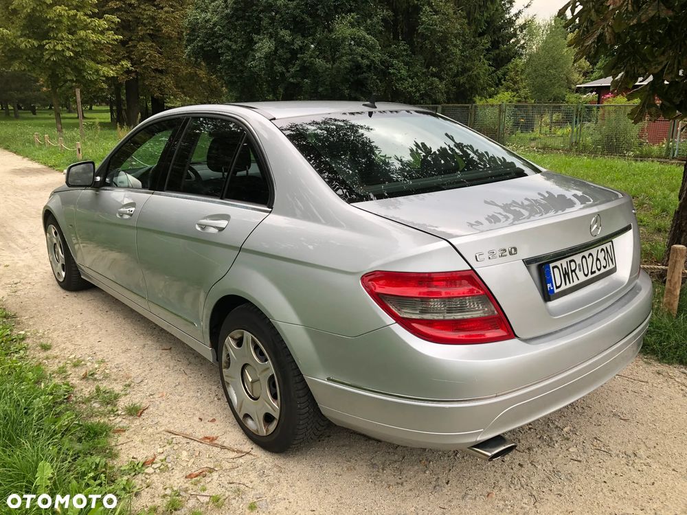 Mercedes-Benz Klasa C 220 CDI DPF Automatik Avantgarde - 4