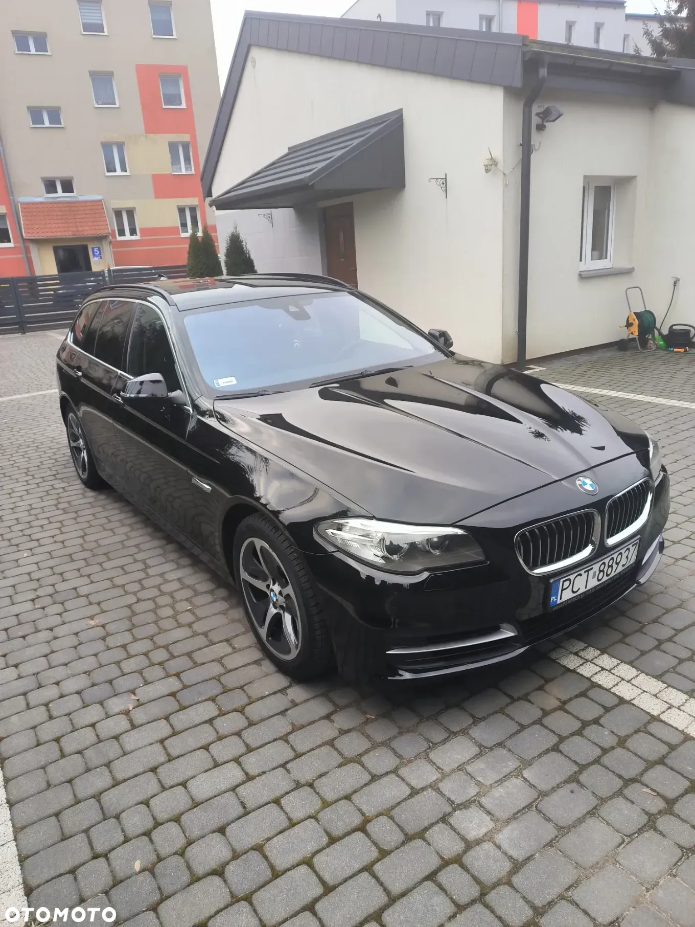 BMW Seria 5 520d xDrive - 2