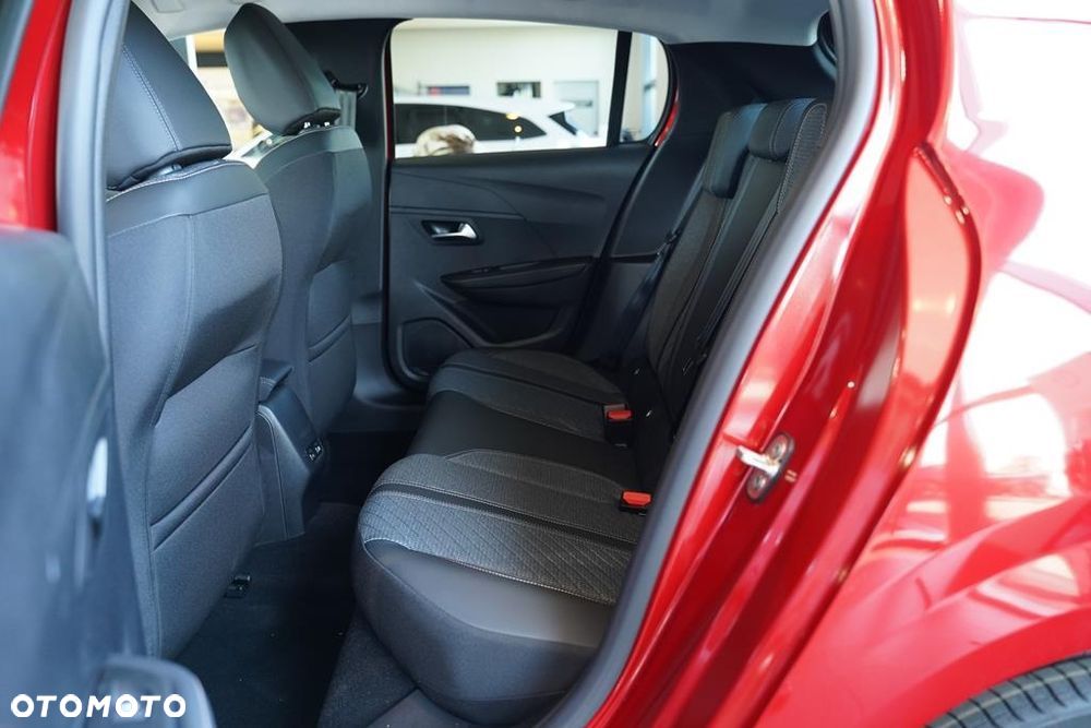 Peugeot 208 1.2 mHEV Allure - 11