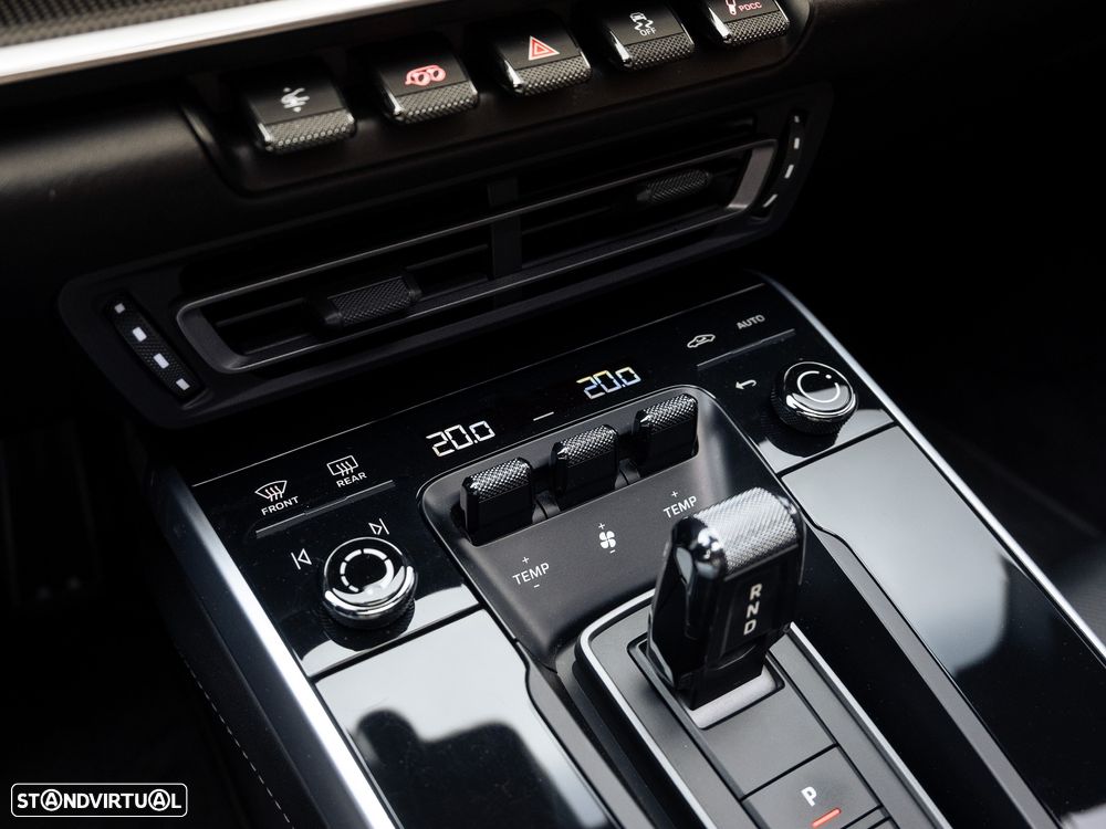 Porsche 911 (992) Turbo S PDK - 44