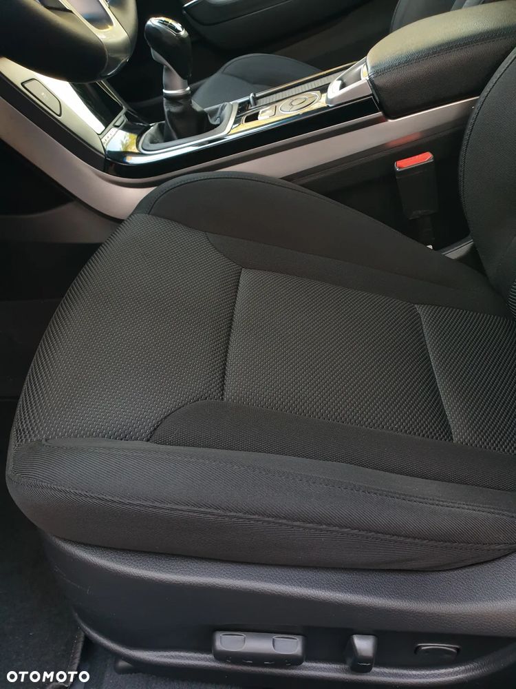 Hyundai i40 2.0 Premium - 23