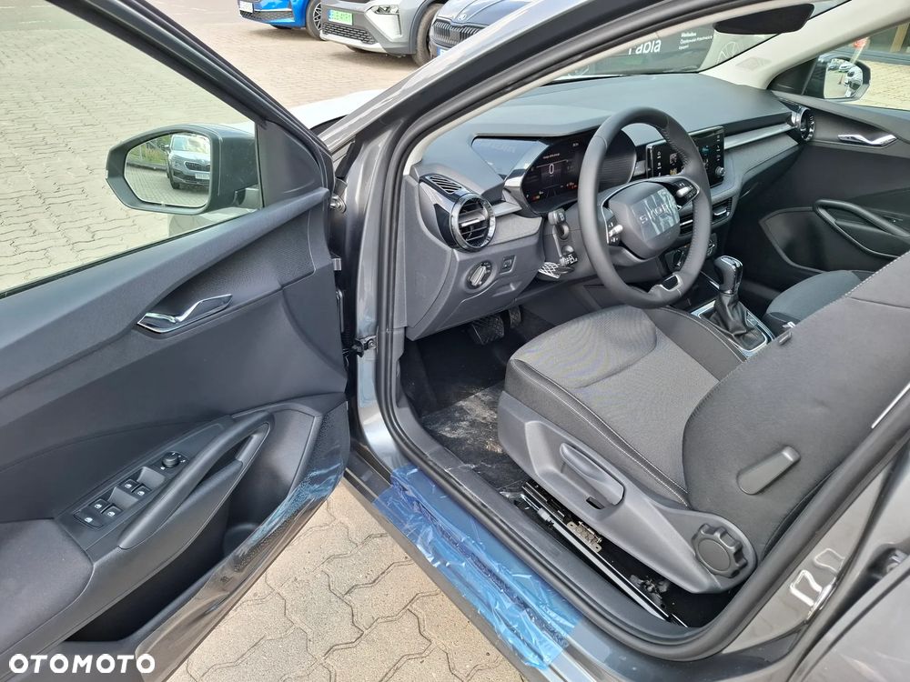 Skoda Fabia 1.5 TSI Drive DSG - 11