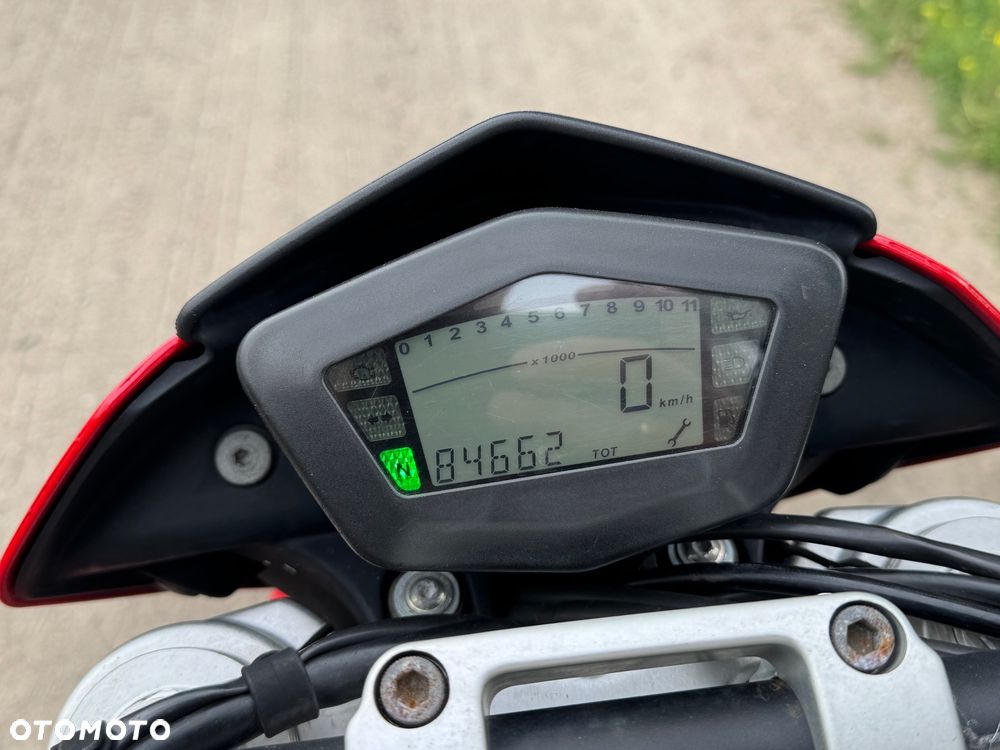 Ducati Hypermotard - 10