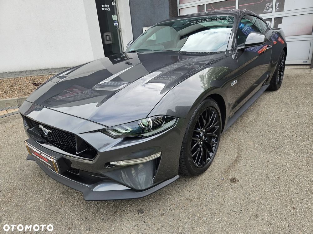 Ford Mustang - 4