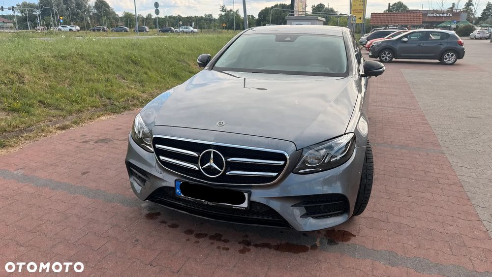Mercedes-Benz Klasa E - 1