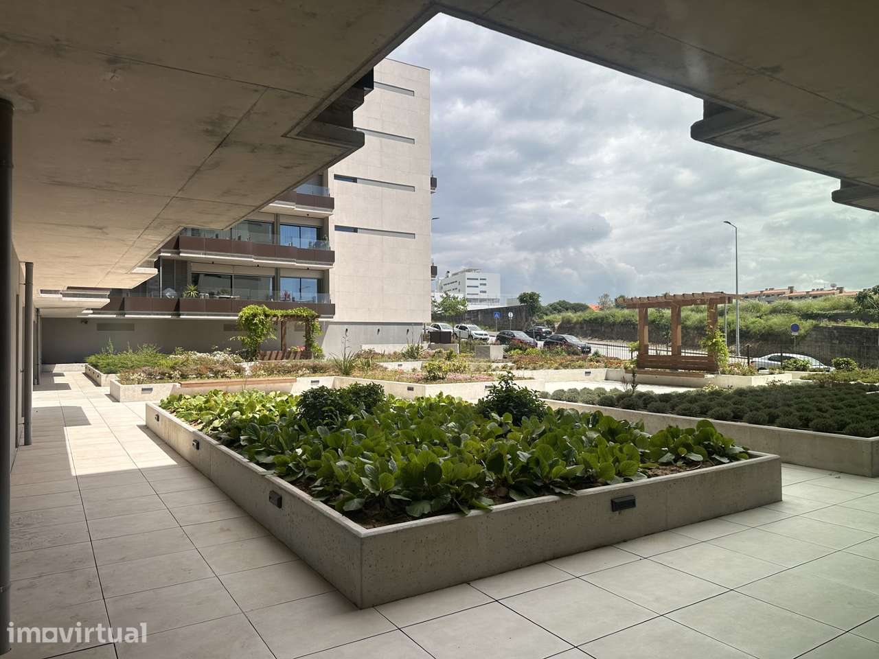 Um T1 novo, no Canidelo Gardens II com garagem, arrumos, vista mar AF - Grande imagem: 5/17
