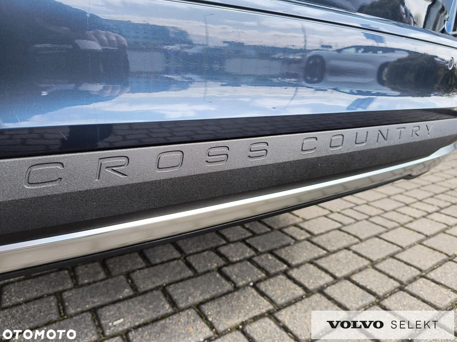 Volvo V60 Cross Country - 13