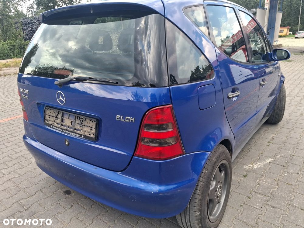 Mercedes A160 ELCH A klasa W168 silnik 1.6 Benzyna 166.930 skrzynia biegów drzwi klapa maska zderzak błotnik lakier 933 Tiefseeblau / Deep Sea Blue alternator listwa wtryskowa przepustnica przepływomierz alternator maglownica wahacz pompa wspomagania sprężarka klimatyzacji cewka wentylator sterownik stacyjka moduł silniczek panel przewód wiązka radio fotel fotele tapicerka skórzana skóra boczek podłokietnik szyba zwrotnica EGR chłodnica pas wzmocnienie lusterko lampa reflektor tłumik wydech halogen hak holowniczy klamka belka sanki mcperson amortyzator sprężyna felga zwrotnica blenda mikrostyk kierownica mechanizm zamek zacisk hamulcowy jarzmo klamka włącznik schowek lewarek wybierak osłona łapa poduszka zbiorniczek rura manetki kolektor pompa ABS sprzęgło konsola tunel kratki nawiewu skóra szyberdach NA CZĘŚCI - 4
