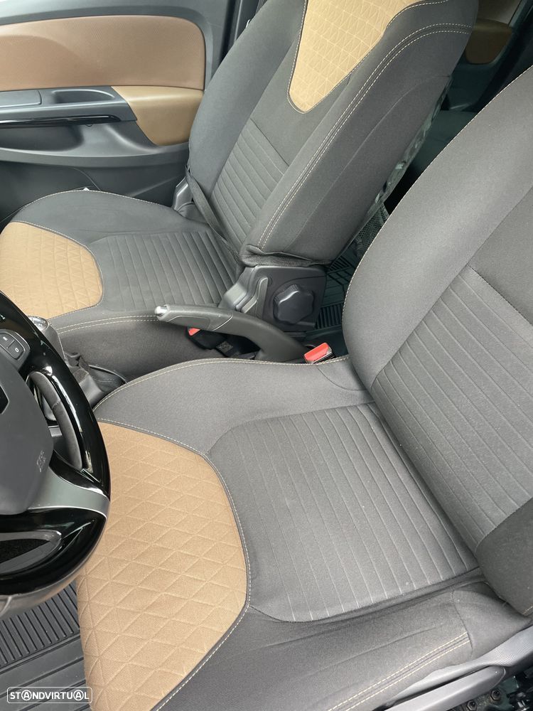 Renault Clio Sport Tourer Energy TCe 90 Start & Stop Intens - 11