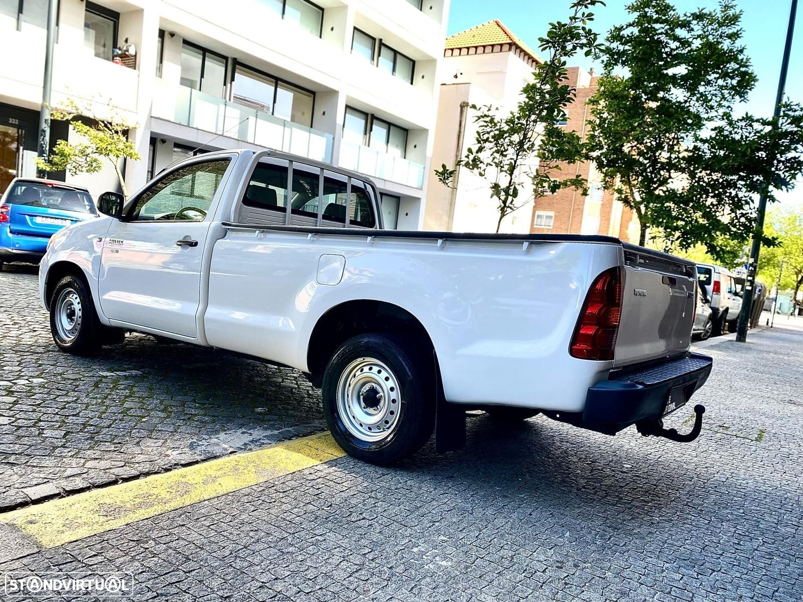 Toyota Hilux 2.5 D-4D 2WD CE - 14