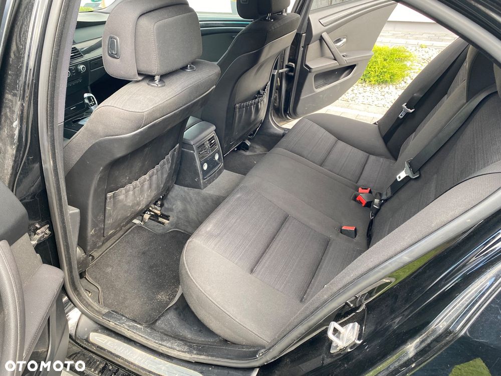 BMW Seria 5 520d - 12