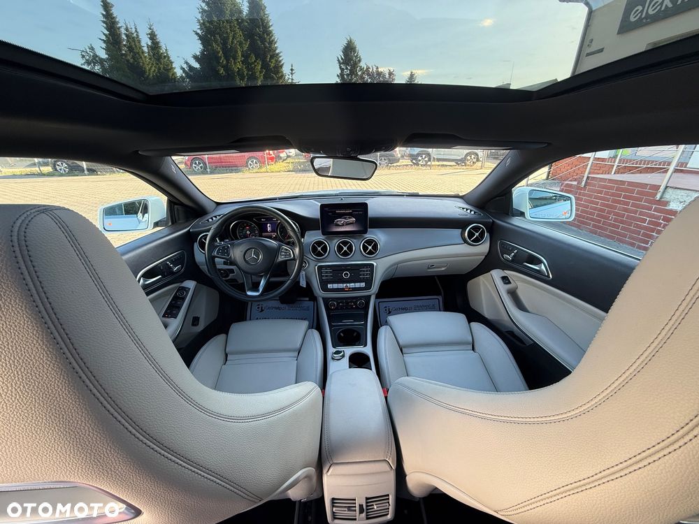 Mercedes-Benz CLA 250 7G-DCT Peak Edition - 16