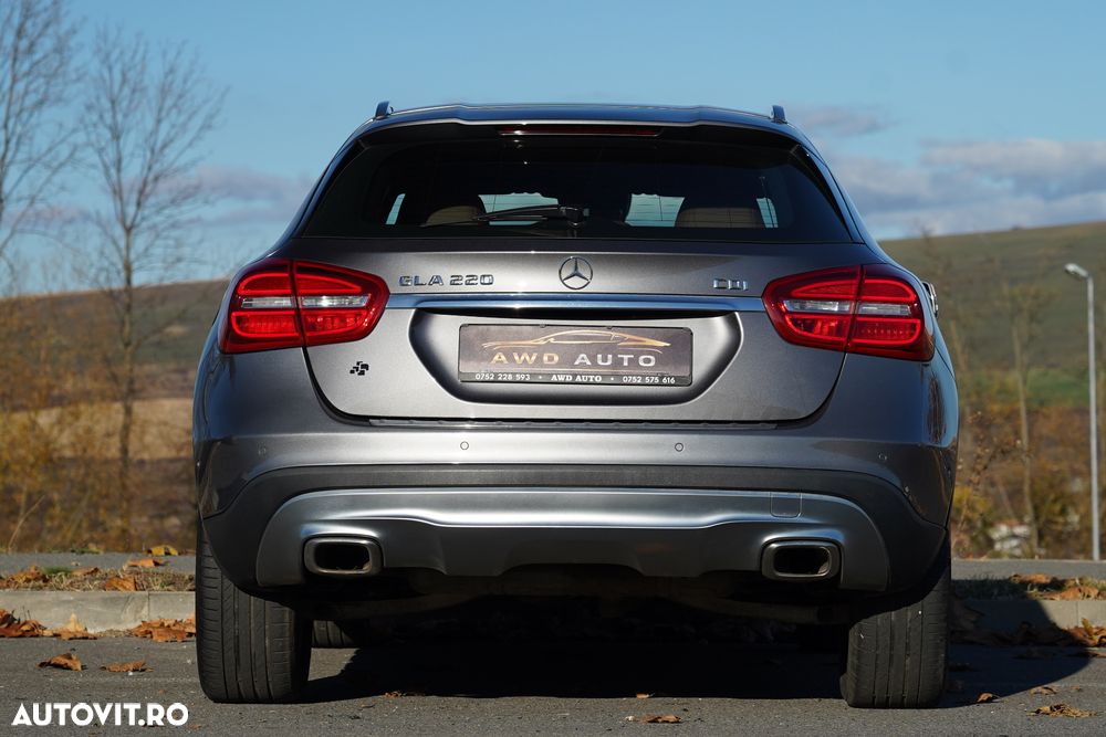 Mercedes-Benz GLA 220 d 4MATIC 7G-DCT Urban - 20