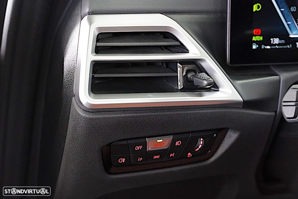 BMW 420 d Pack Desportivo M Pro Auto - 24