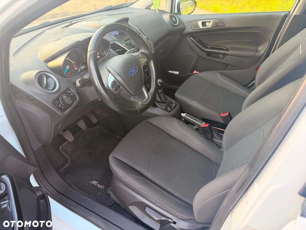 Ford Fiesta - 4