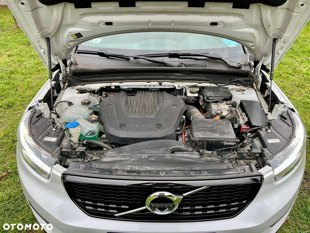 Volvo XC 40 T5 Plug-In Hybrid R-Design - 37