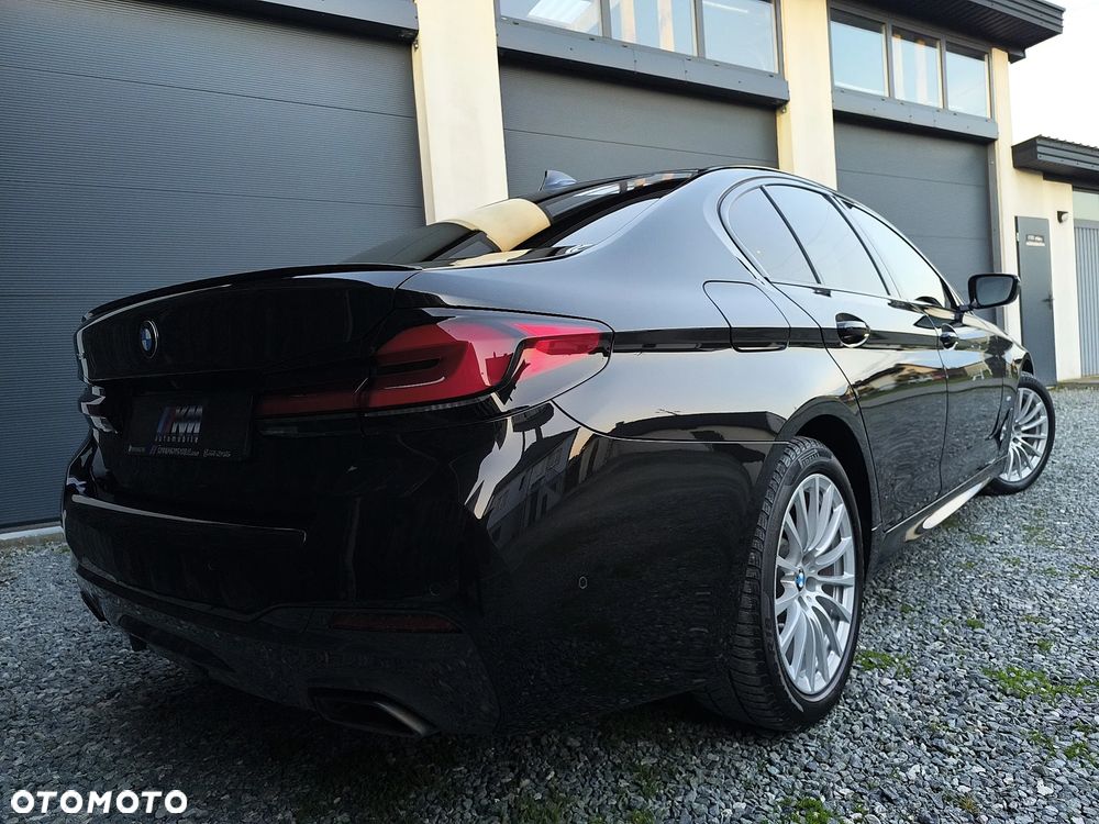 BMW Seria 5 530d xDrive M Sport Edition - 8
