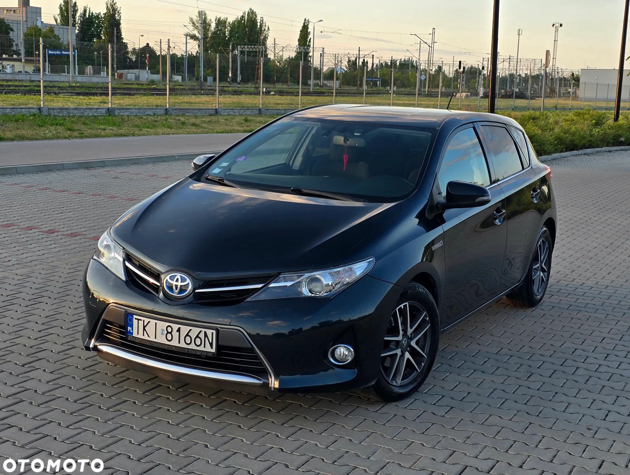 Toyota Auris - 1