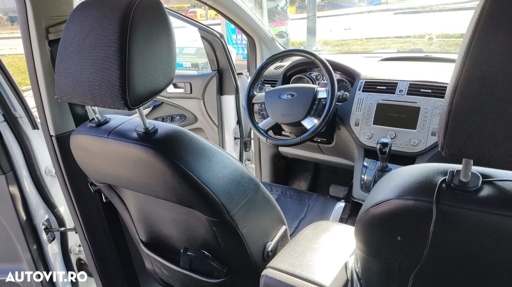 Ford Kuga 2.0 TDCi 4x4 Aut. Titanium - 9