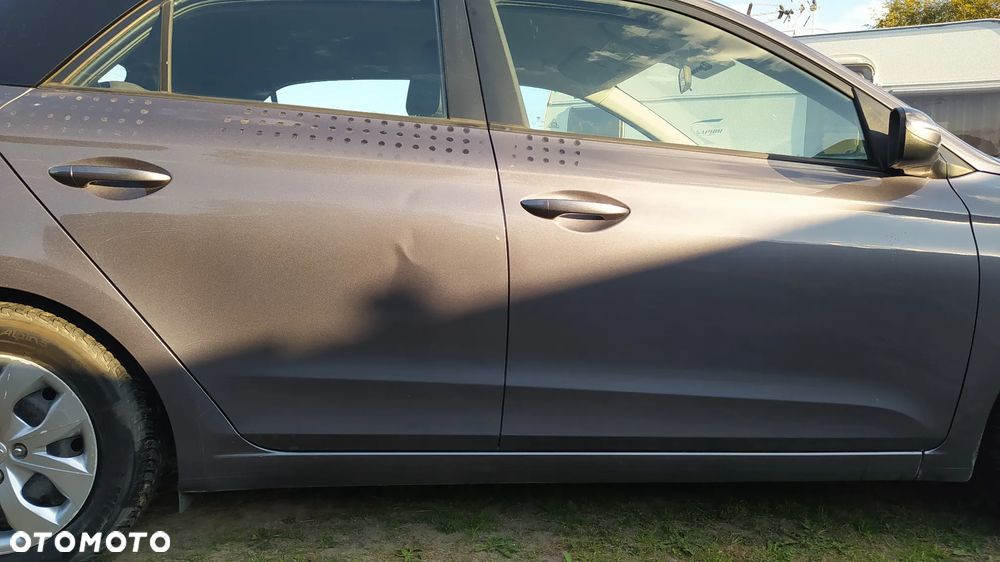 Hyundai i20 - 16