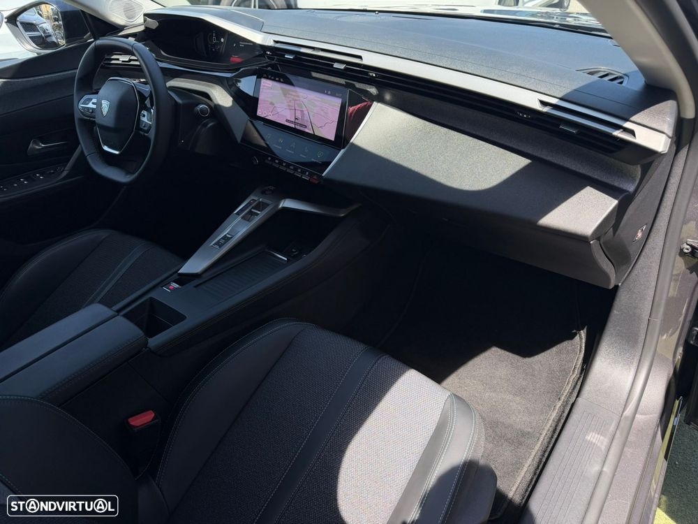 Peugeot 308 SW 1.6 Hybrid Allure Pack e-EAT8 - 17