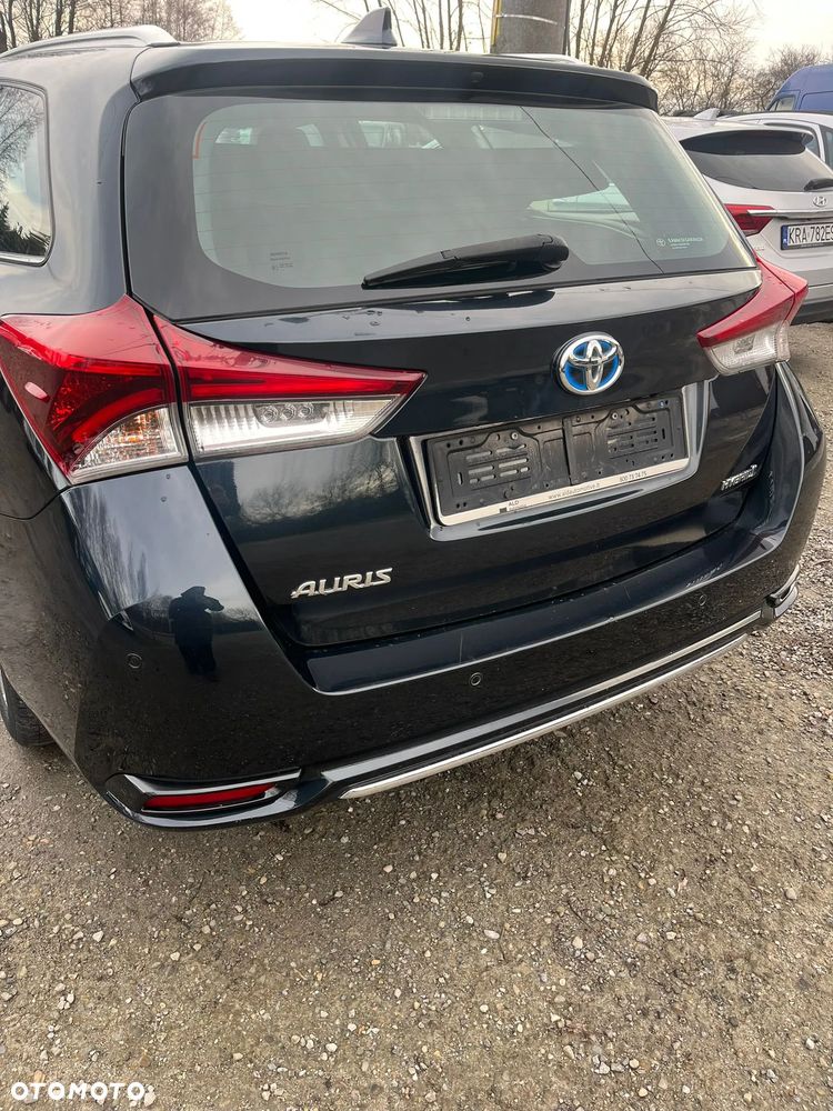Toyota Auris - 2