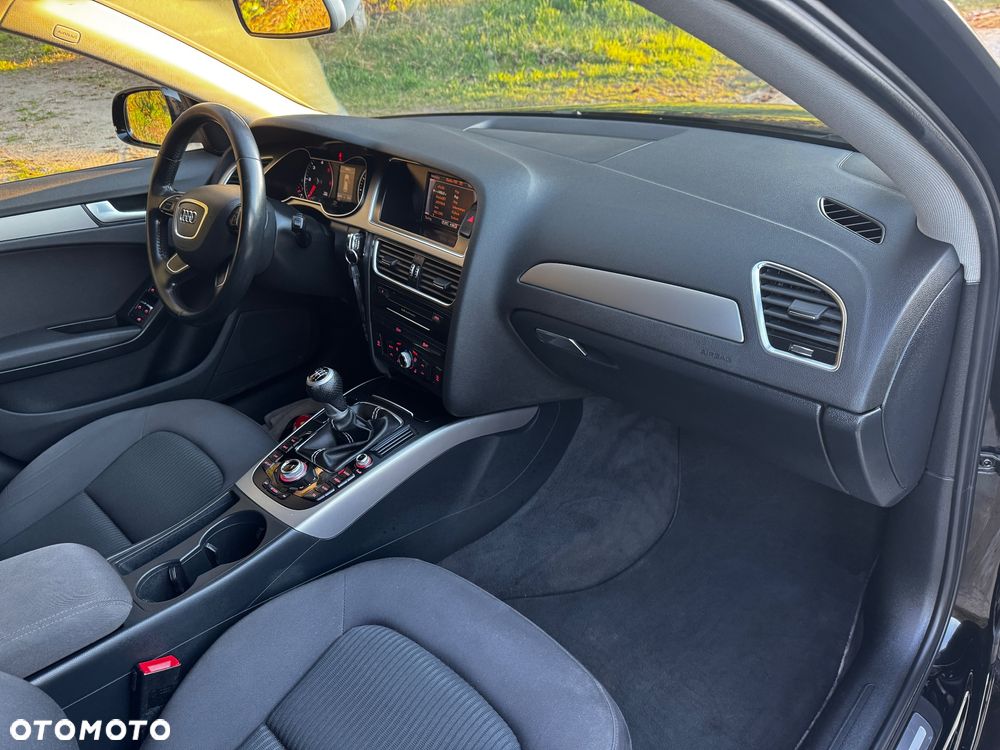 Audi A4 Avant 2.0 TDI ultra - 35