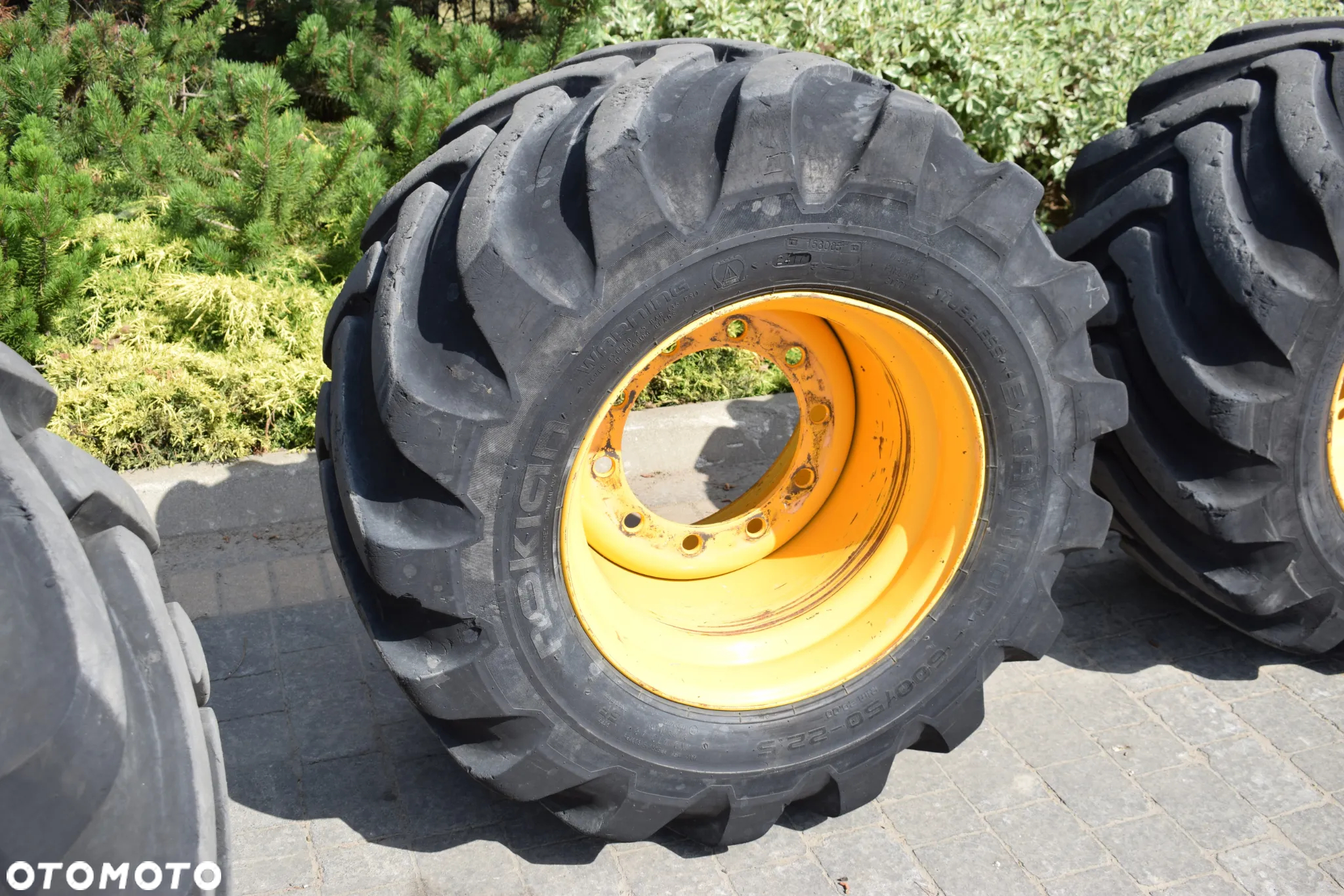 Koła R22.5 Nokian 600/50- 22.5 do koparki opony balony 24 płótna - 16