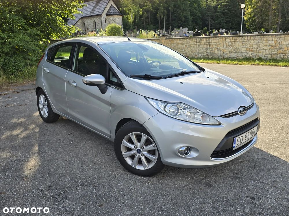 Ford Fiesta 1.4 Champions Edition - 2