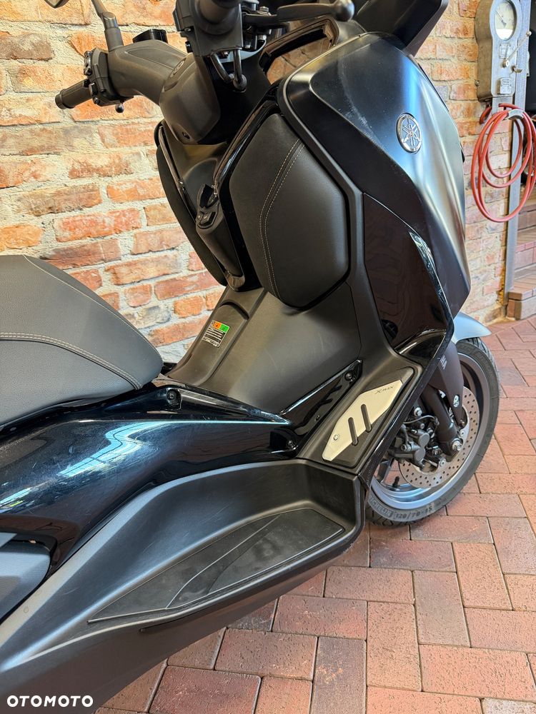 Yamaha X-max - 19