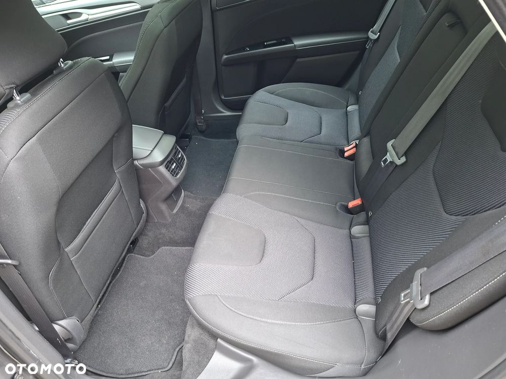 Ford Mondeo 2.0 TDCi ECOnetic Start-Stopp Titanium - 4