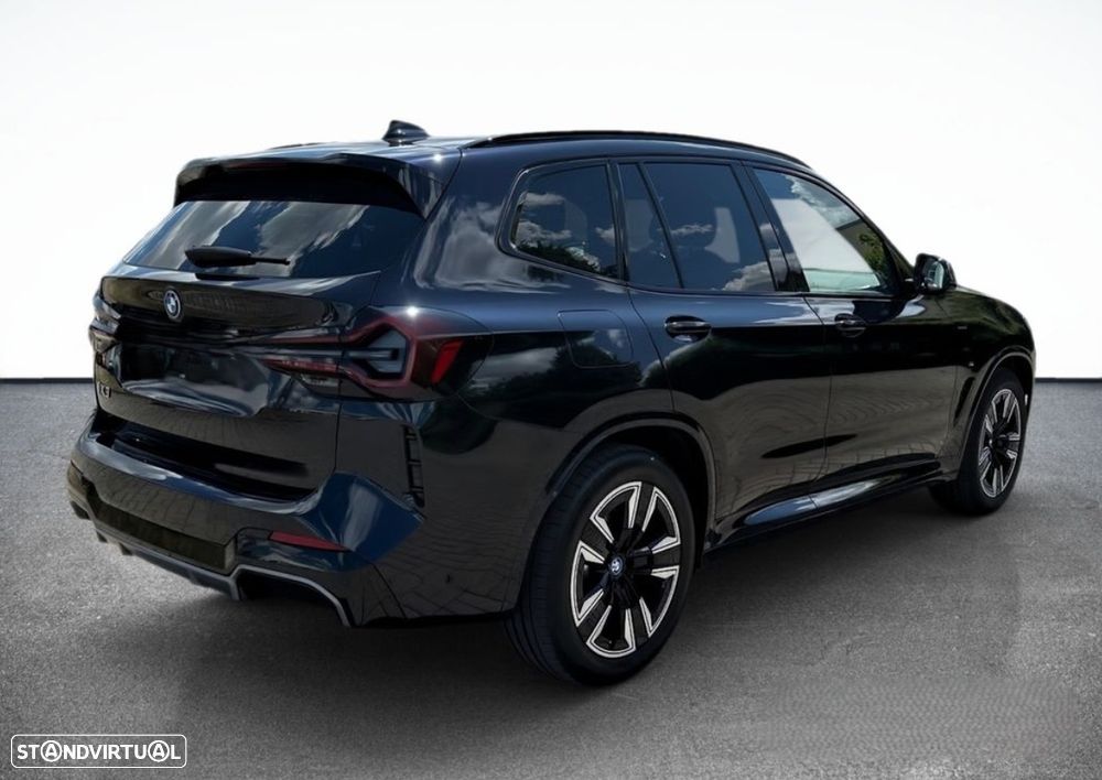 BMW iX3 M Sport Inspiring - 5
