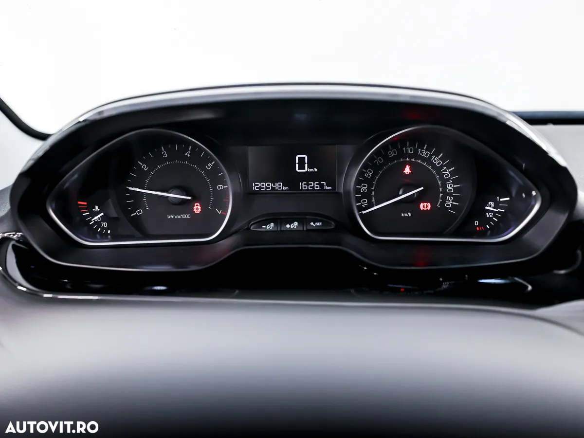 Peugeot 208 1.2 L PureTech Active - 16