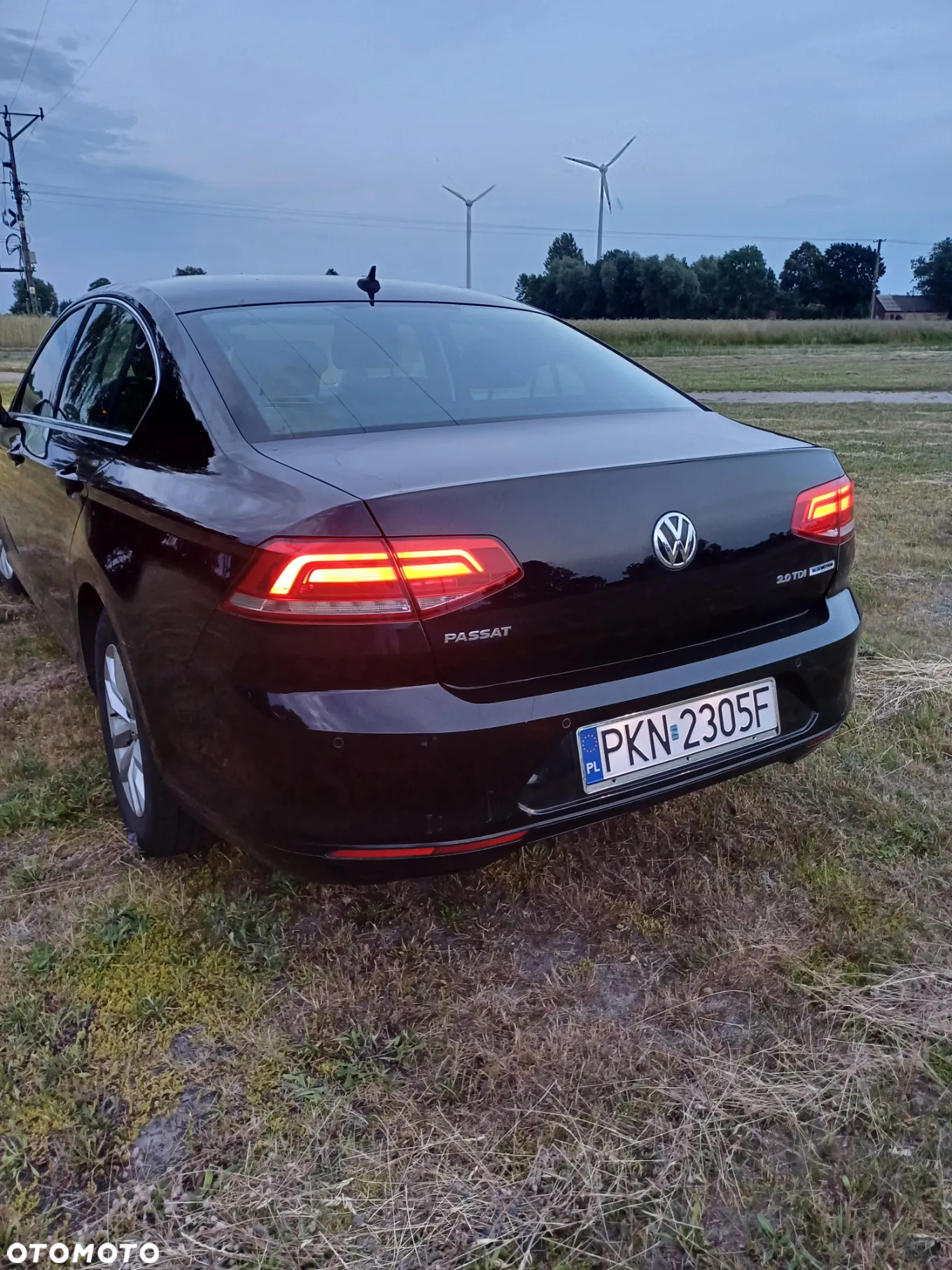 Volkswagen Passat 2.0 TDI BMT Highline - 14