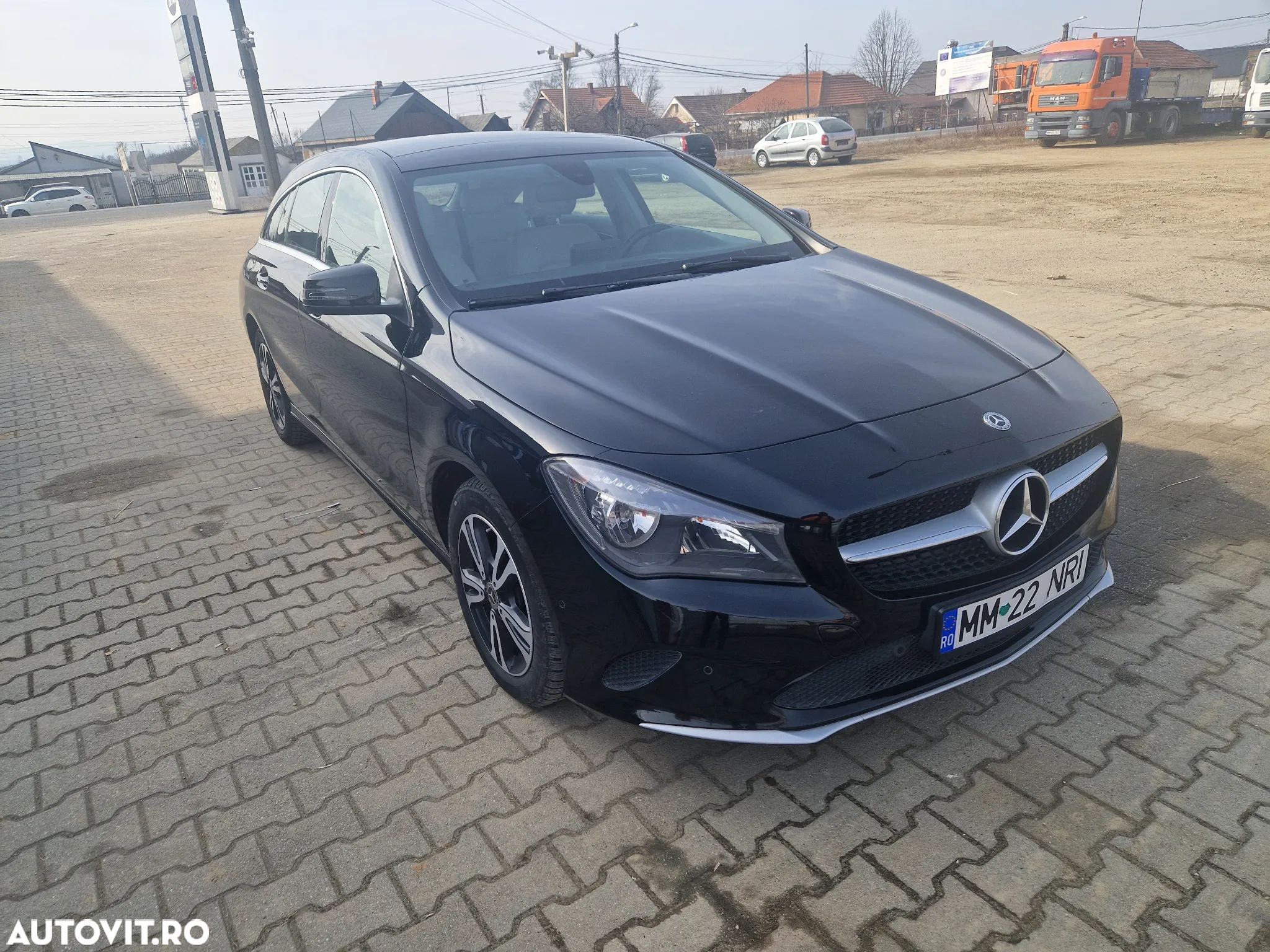 Mercedes-Benz CLA Shooting Brake 200 (CDI) d 4Matic 7G-DCT - 1