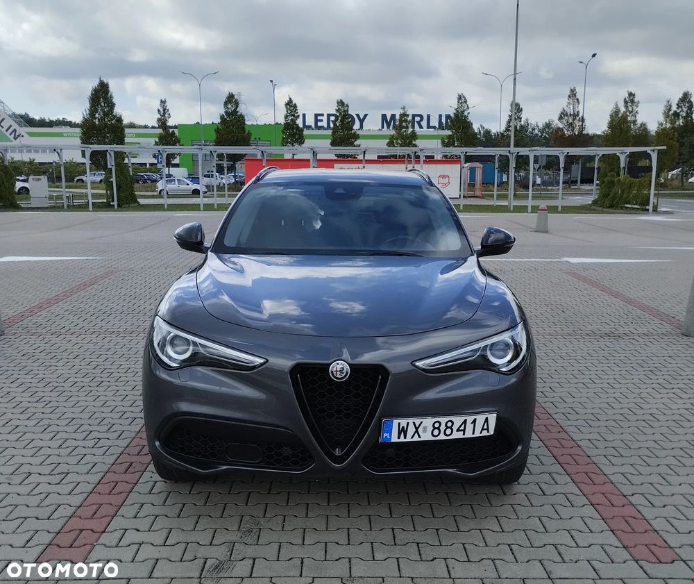 Alfa Romeo Stelvio 2.0 Turbo B-Tech Edition Q4 - 13