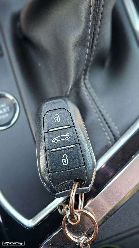 Peugeot 5008 1.5 BlueHDi Allure - 18