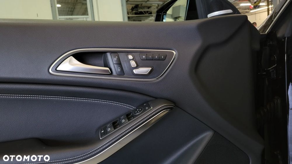 Mercedes-Benz CLA 250 4Matic 8G-DCT Edition AMG Line - 32