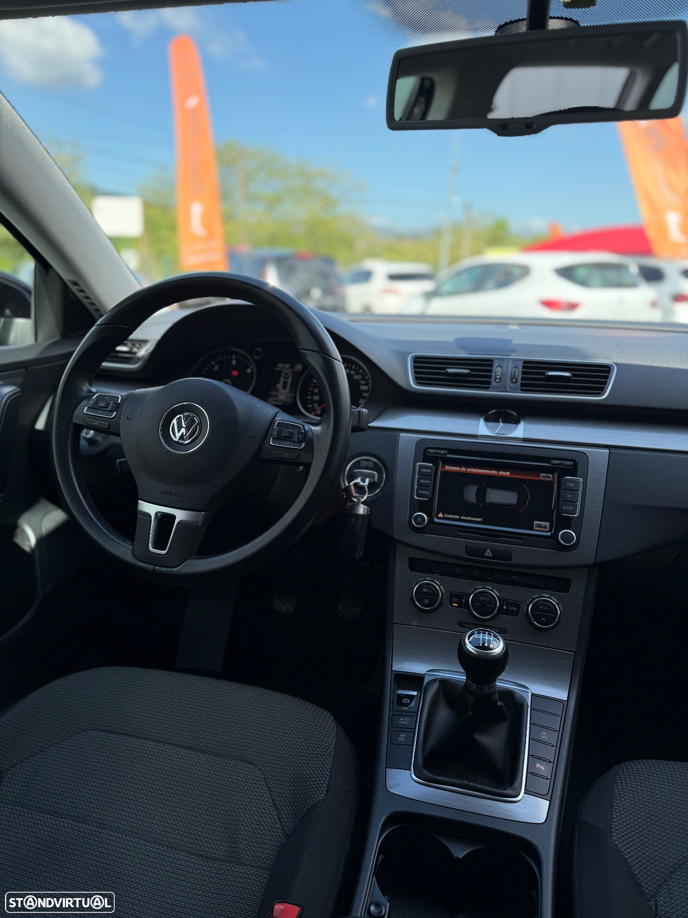 VW Passat Variant 1.6 TDI Confortline Navig - 7
