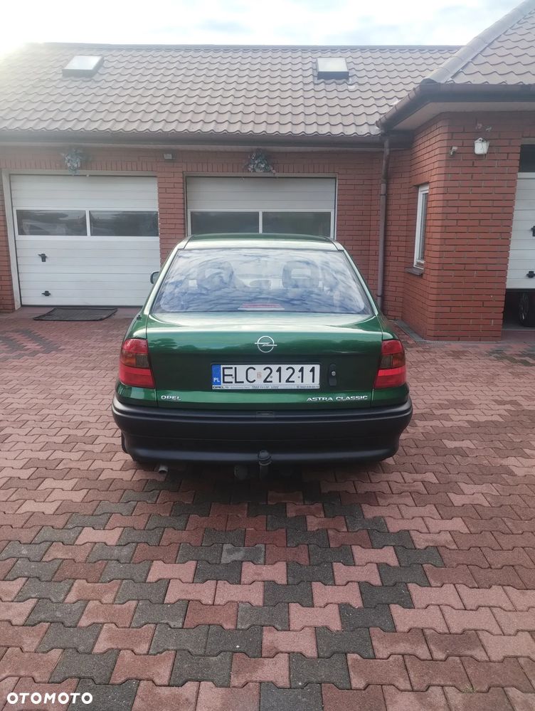 Opel Astra - 11