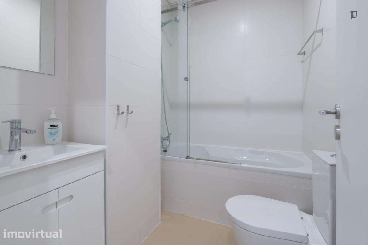 Apartamento com 2 quartos - localizado em Paranhos Porto - Grande imagem: 5/28