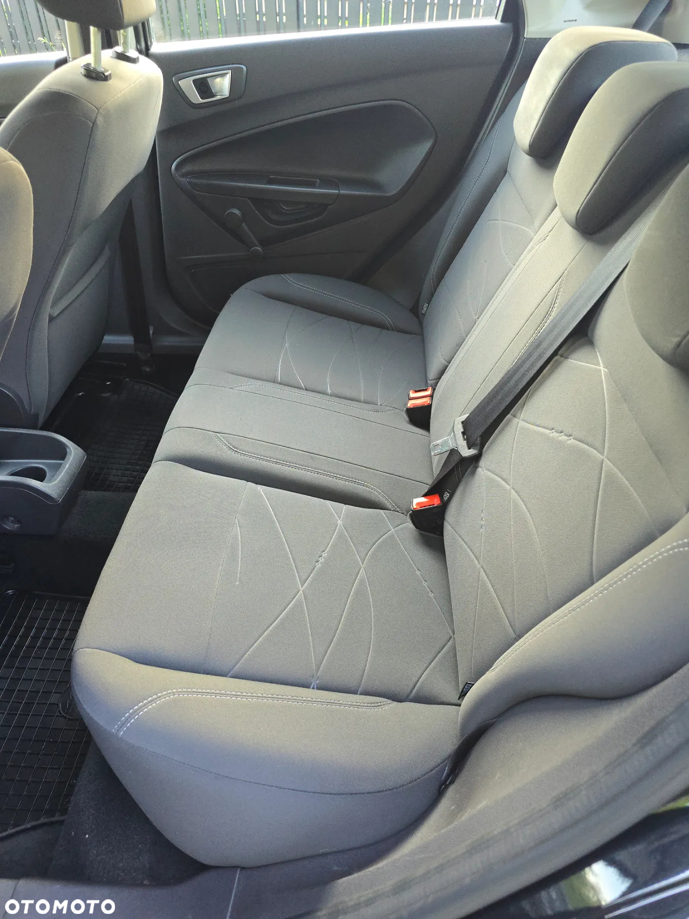 Ford Fiesta - 10