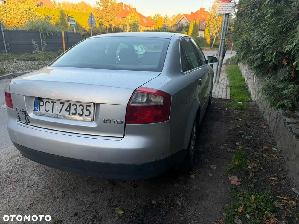 Audi A4 Avant - 1