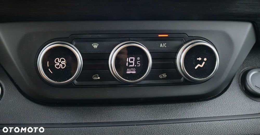 Renault Trafic - 28