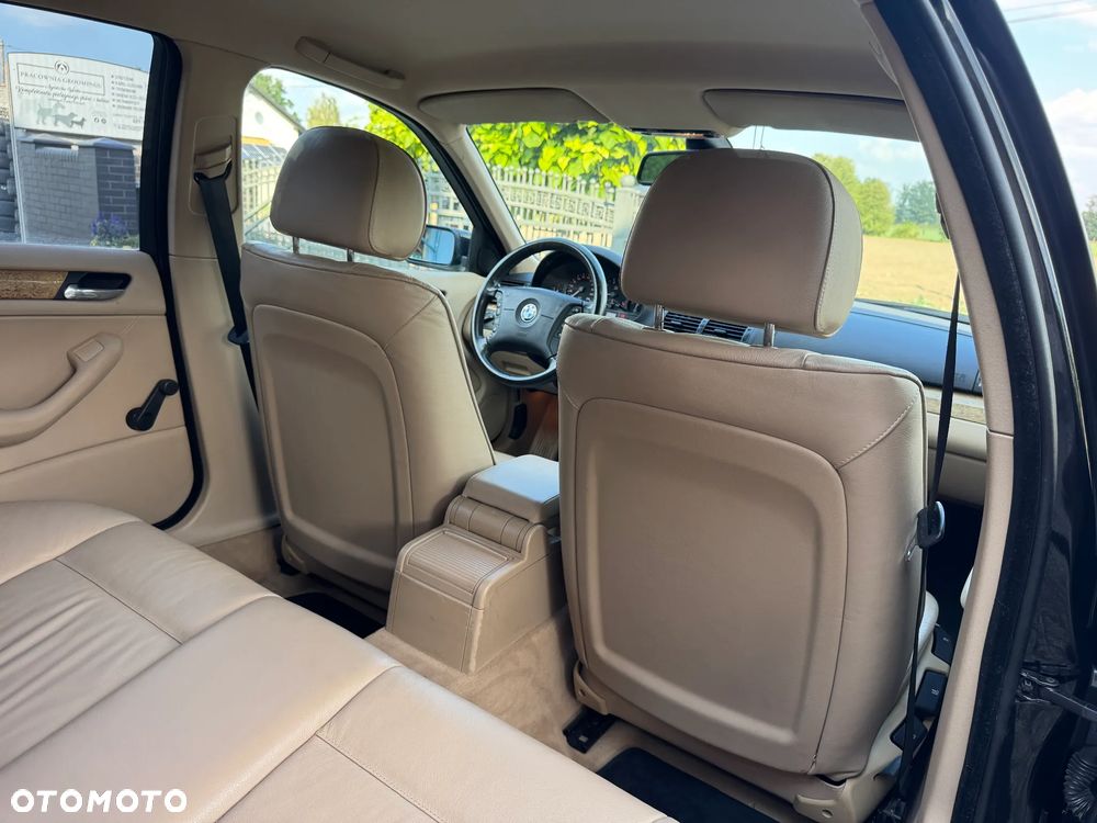 BMW Seria 3 318i Edition Exclusive - 33