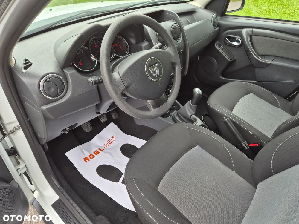 Dacia Duster SCe 115 4x2 Laureate - 29