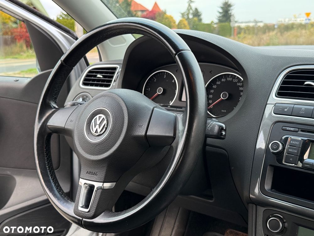 Volkswagen Polo 1.6 TDI DPF Highline DSG - 11
