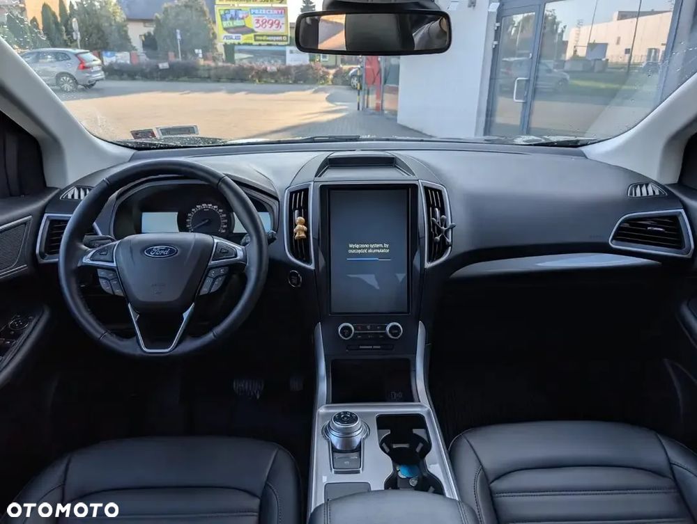 Ford Edge - 8